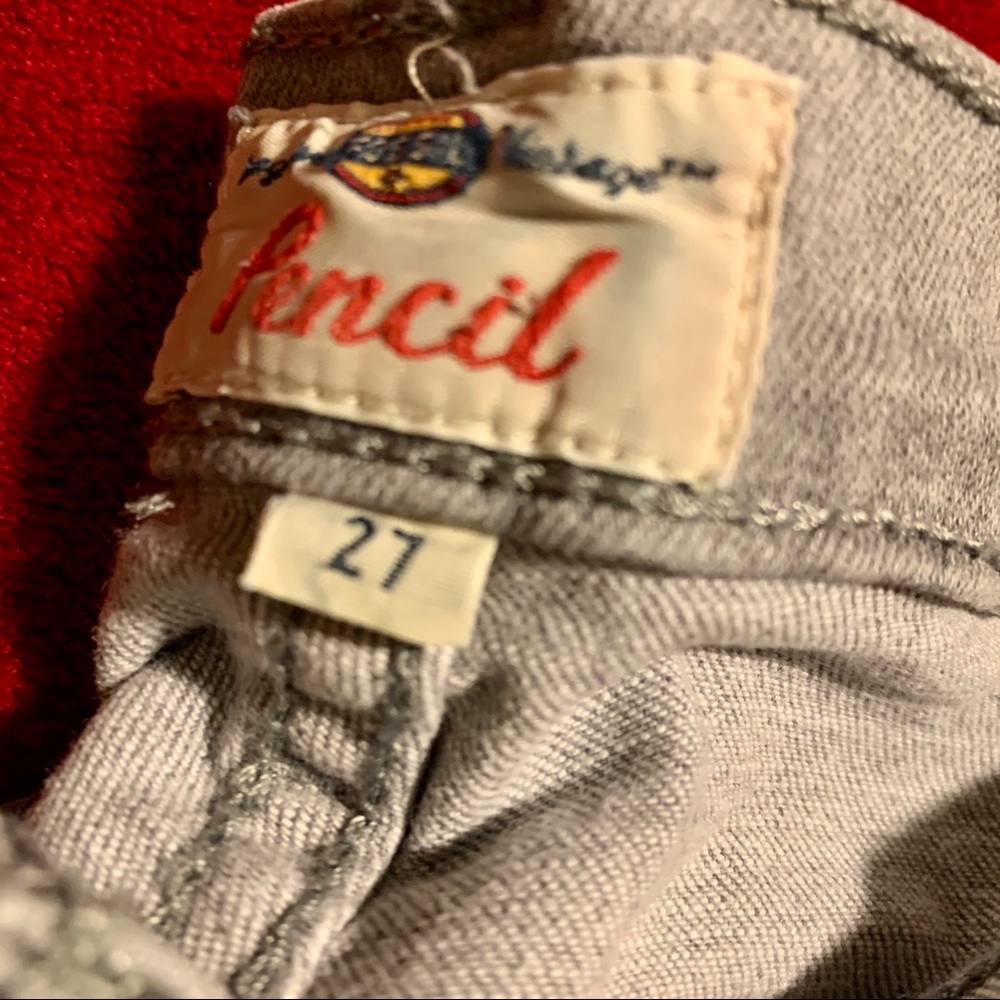 FOSSIL PENCIL JEANS - Picture 3 of 8